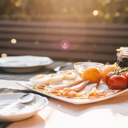 73 - Helga Bartos 3*