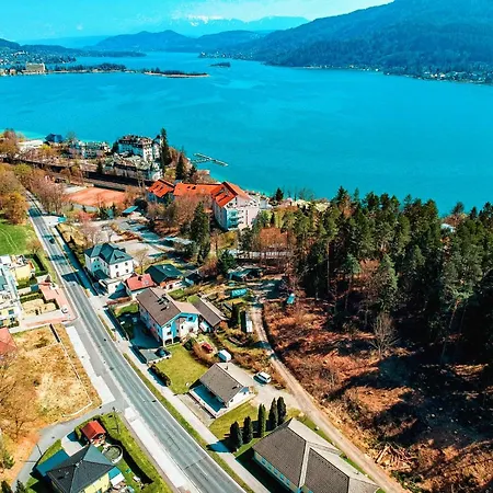 Frühstückspension 73 - Helga Bartos