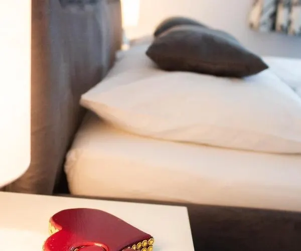 73 - Helga Bartos Bed & Breakfast Tiebitsch